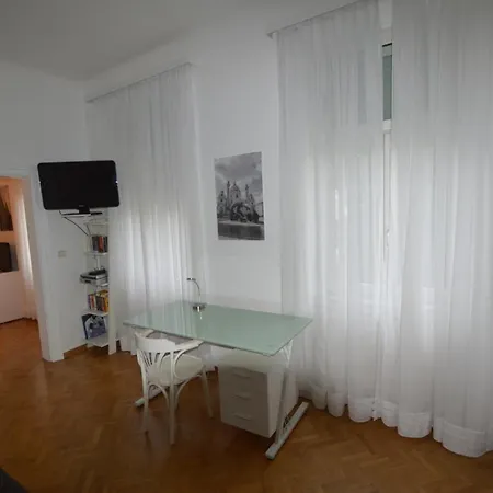 Apartment Penzing Wien Exterior foto