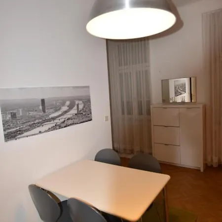 Apartment Penzing Wien Exterior foto
